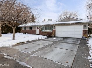 4102 W Chestnut Ave, Yakima, WA 98908