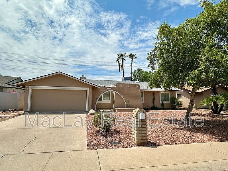 1st image of 1441 E Diamond Dr