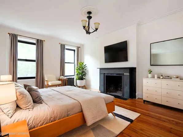 252 Wyckoff Street image 1 of 12