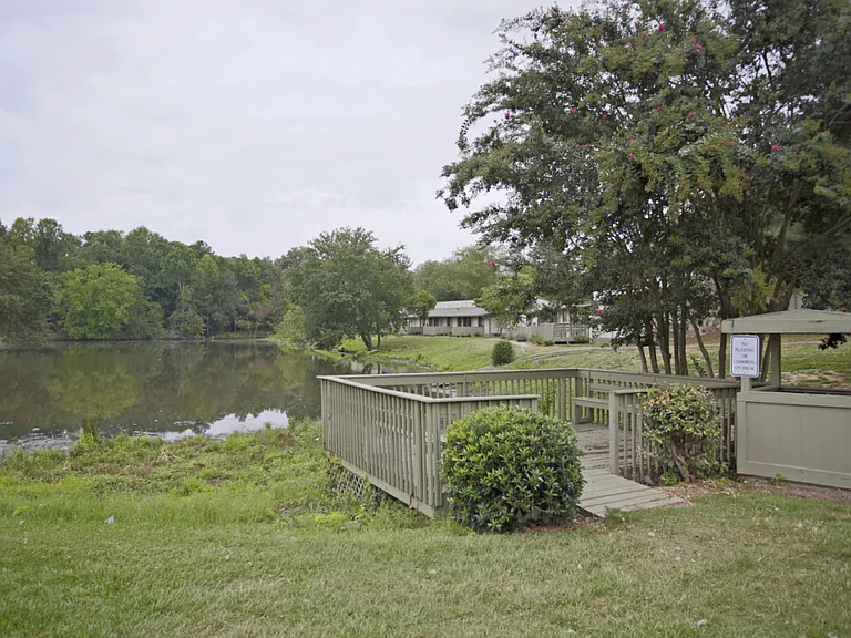 Poplar Springs Apartments — Photo 13