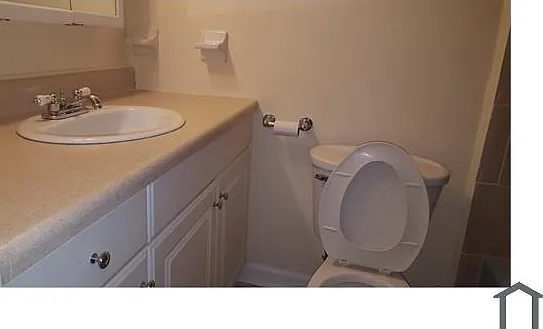 630 Larchmont Dr NW #630 — Photo 6