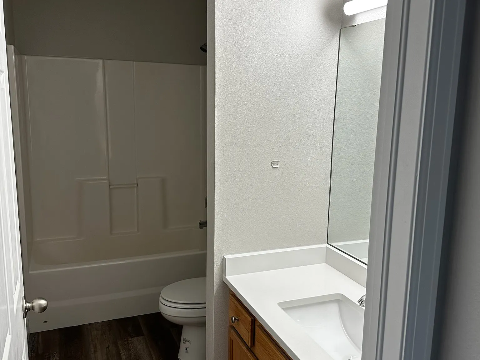928 Village Circle - B — Photo 4