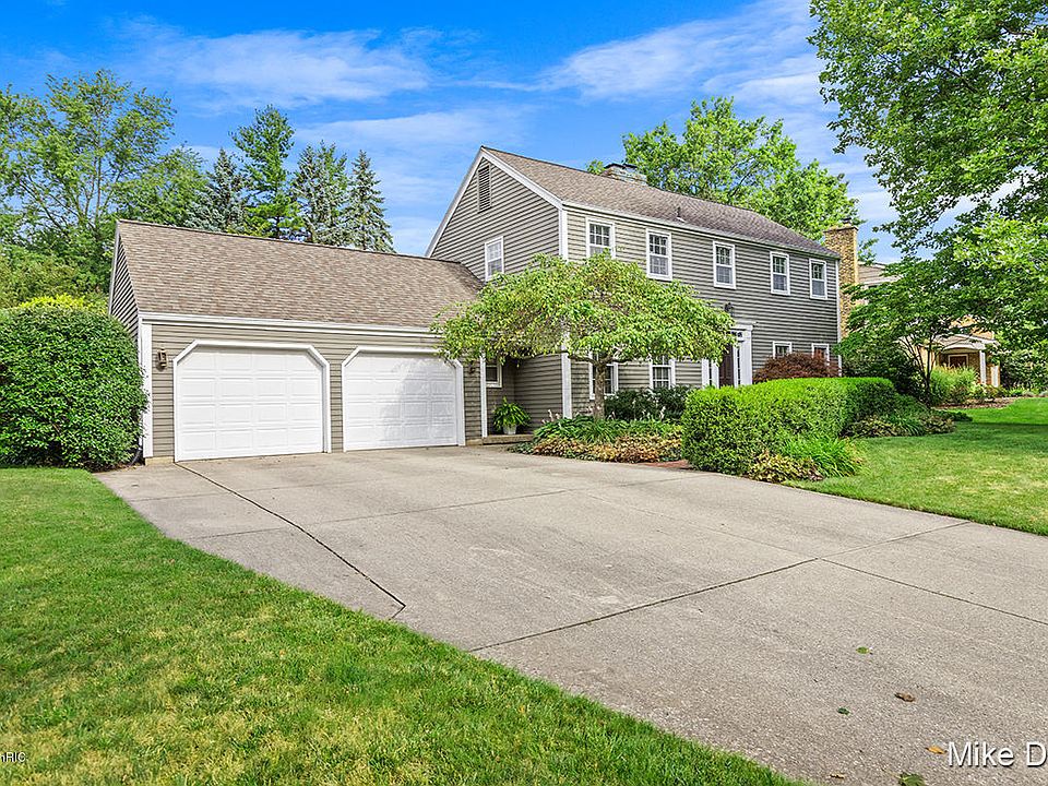 1st image of 2215 Glen Echo Dr SE