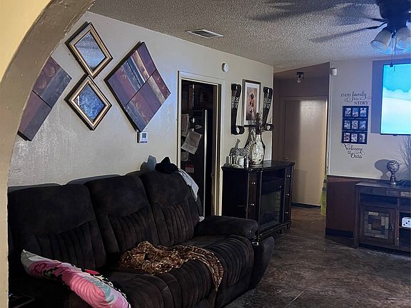 4th image of 6057 Park Manor Dr