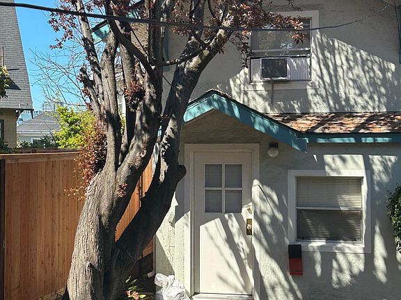 2nd image of 439 Hanover Ave