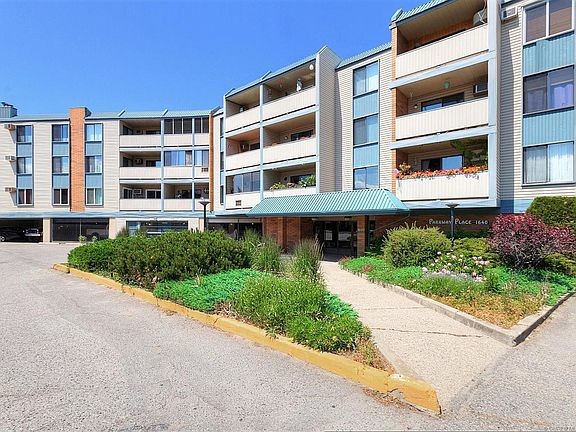 3rd image of 1640 Ufton Ct #214