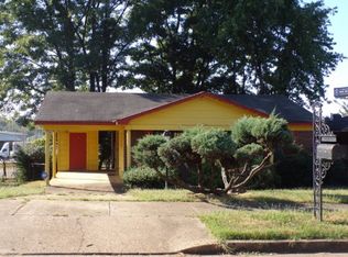 1465 Clementine Rd, Memphis, TN 38106