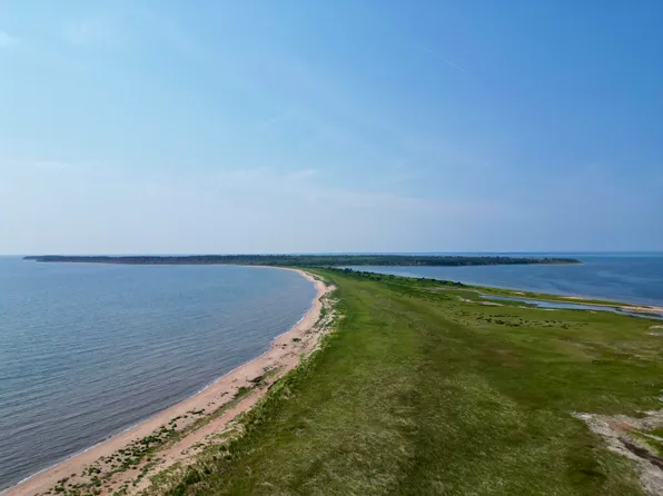 32 Driftwood Dr, Saint George's Parish, PE C0A 1G0