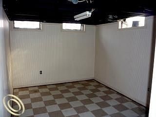 5th image of 19952 Imperial Hwy
