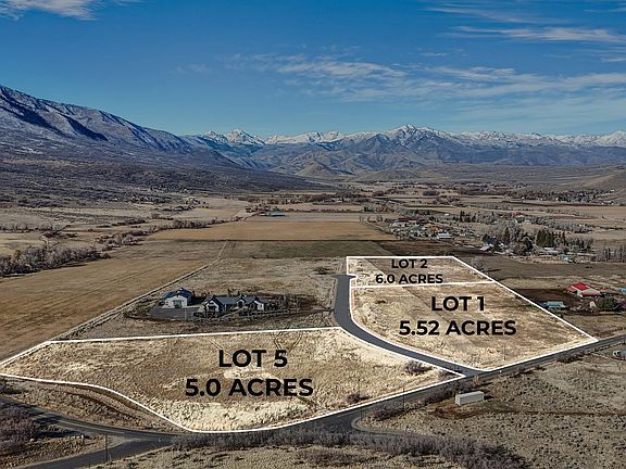 3rd image of 988 E High Meadow Cir