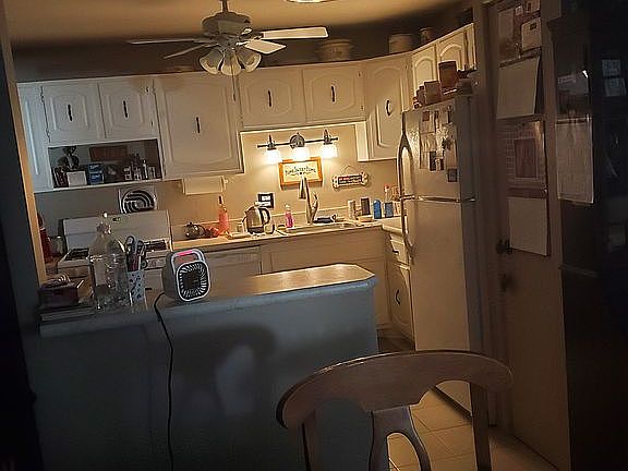 5th image of 535 S Cleveland Ave APT 108