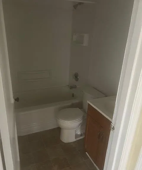 2801 Fern St — Photo 3