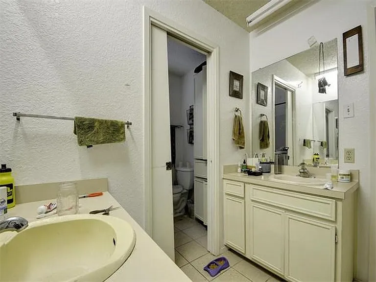 4520 Speedway #B — Photo 15
