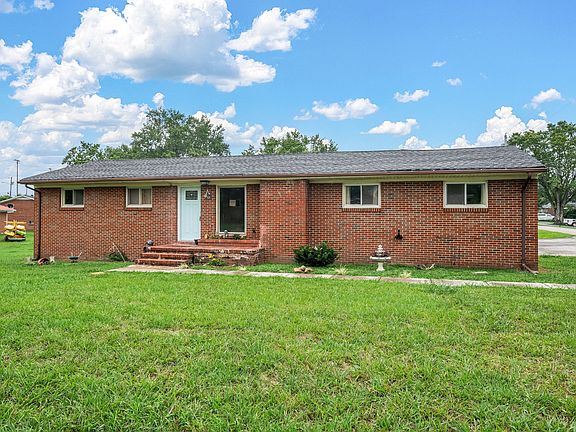 3rd image of 503 Sunset Dr #A