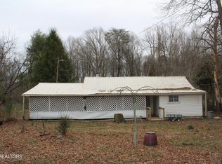 921 McGhee Rd, Jamestown, TN 38556