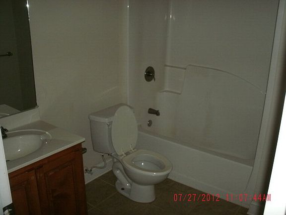 5th image of 509 Blackwood Ter SE