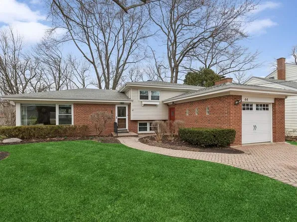 44 W Center Ave, Lake Bluff, IL 60044