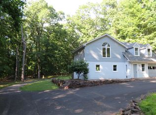 2925 Burnt House Hill Rd, Doylestown, PA 18902
