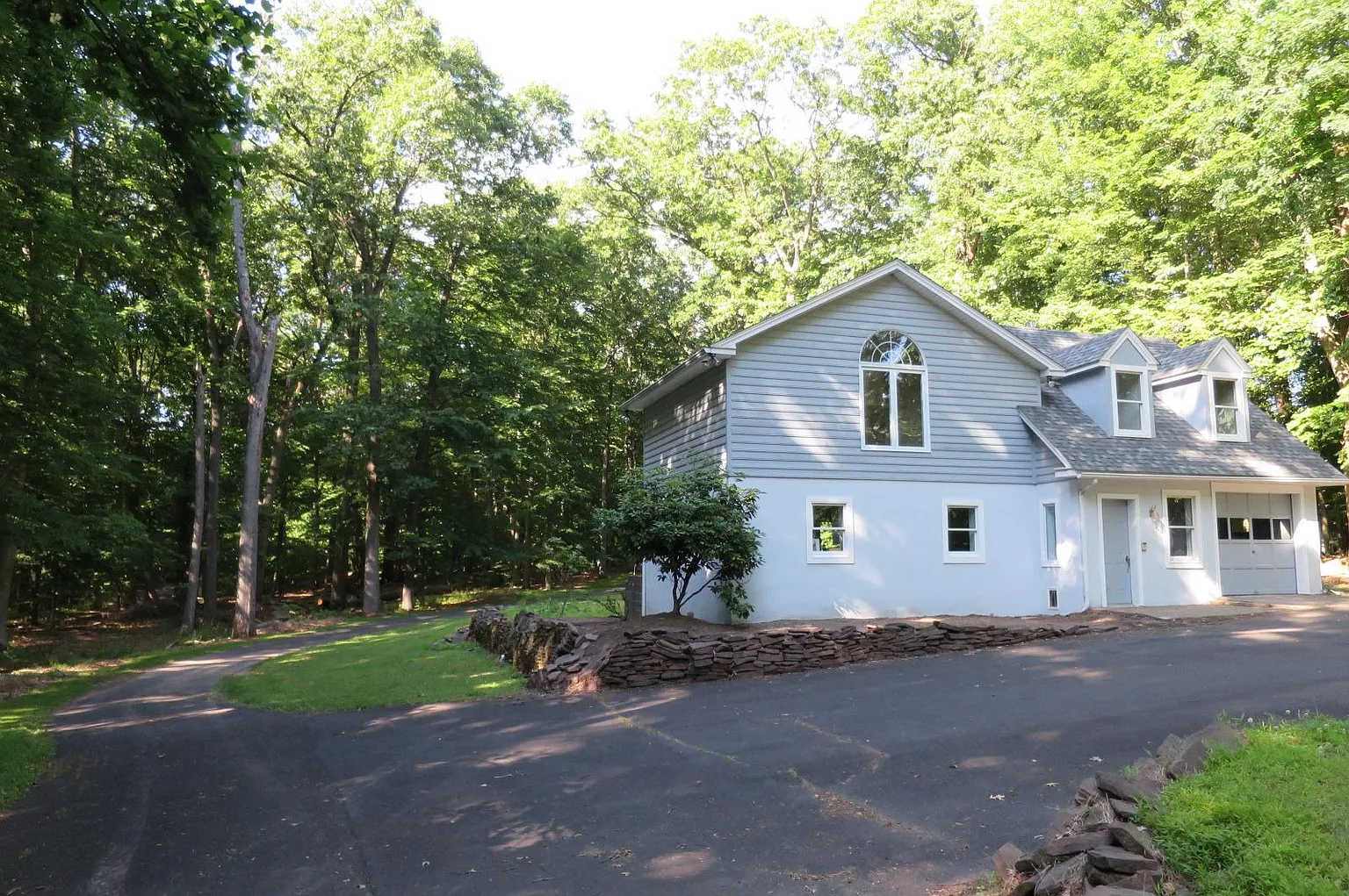 2925 Burnt House Hill Rd photo 1