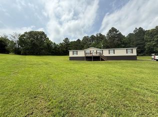 665 Seymore Rd, Paris, TN 38242