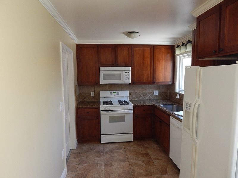 1st image of 5400 Bradford Dr