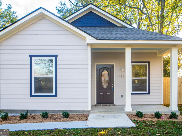 1725 Dunn St, Savannah, GA 31415