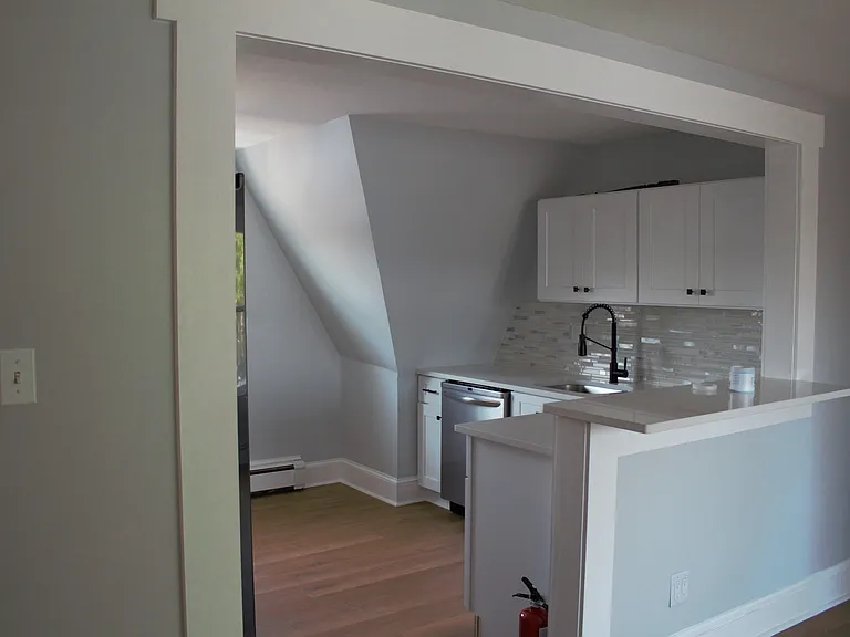 55 Montgomery St — Photo 6