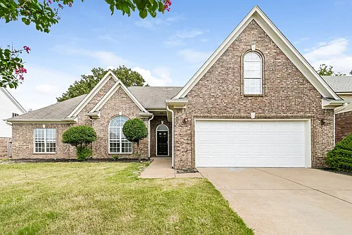 2552 Pyramid Dr Photo 1