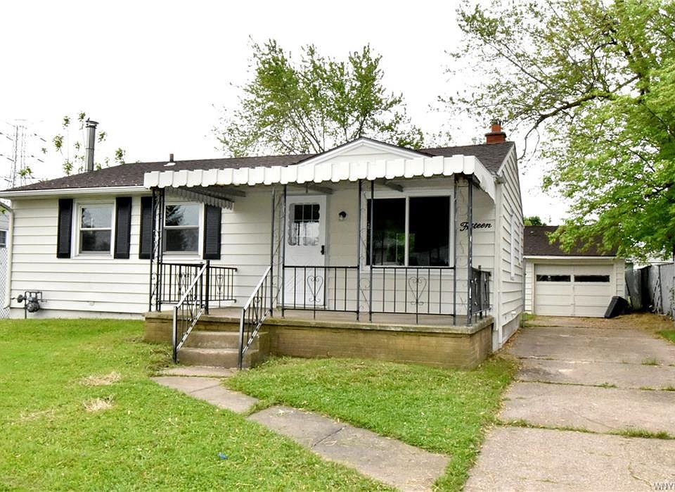 1st image of 15 Crescent Ct