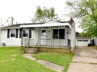15 Crescent Ct, Cheektowaga, NY 14225