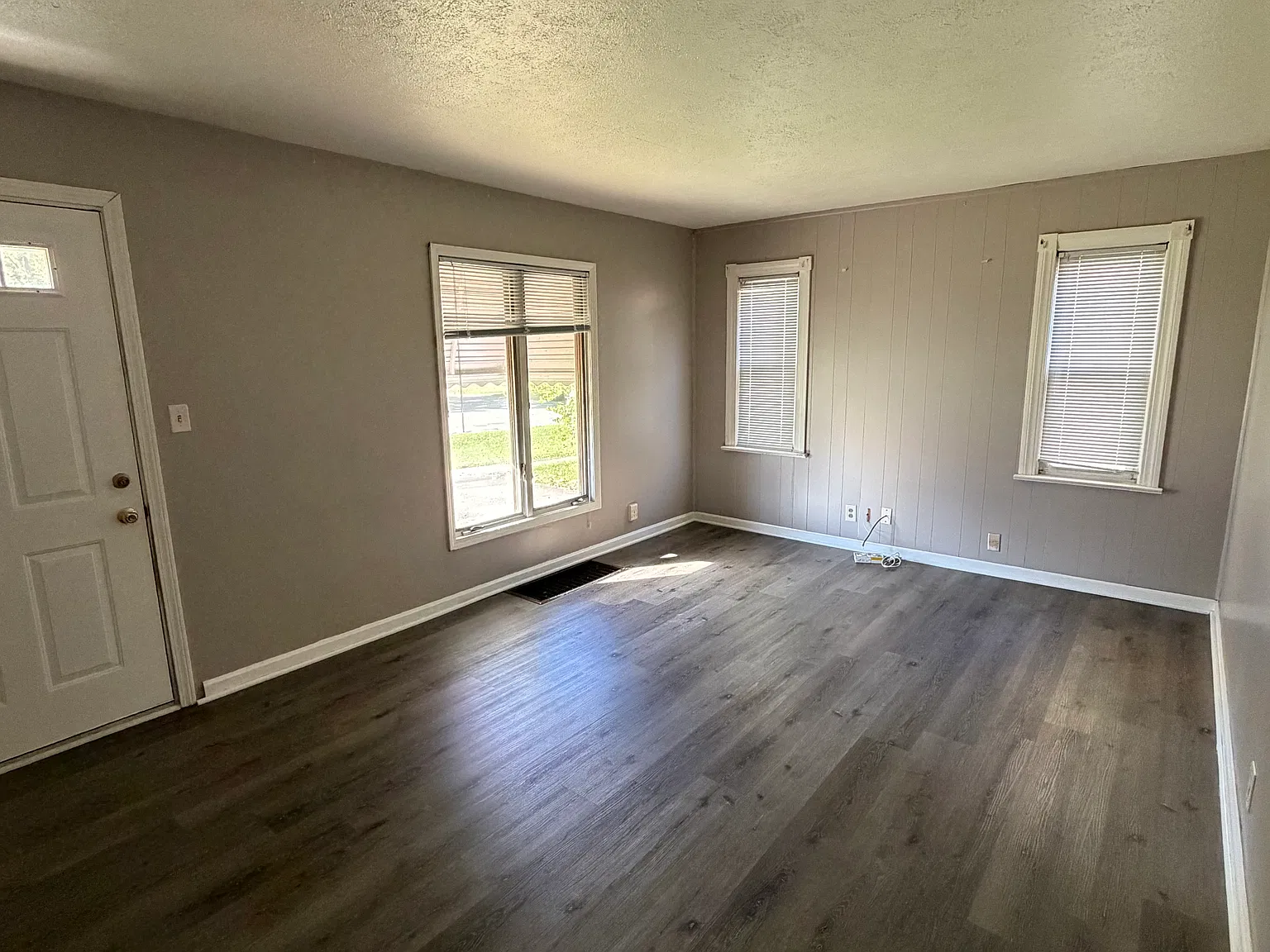 4 bed, 1530 sqft, $2,150 — Photo 2
