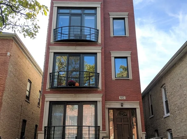 832 N Washtenaw Ave #1, Chicago, IL 60622