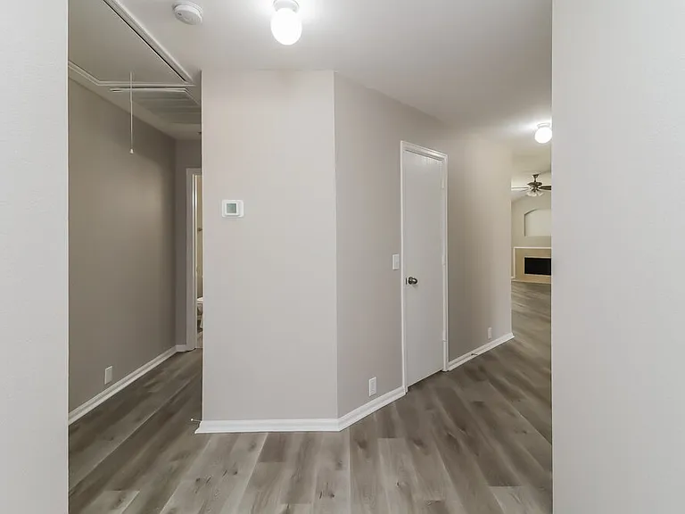 718 Reindeer Dr — Photo 15