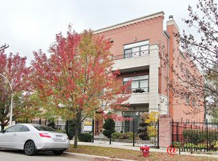 516 E 42nd St APT 1E, Chicago, IL 60653