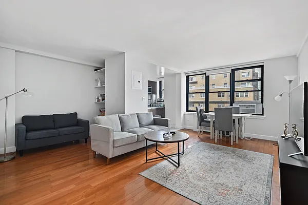 Rented by Owner | media 1