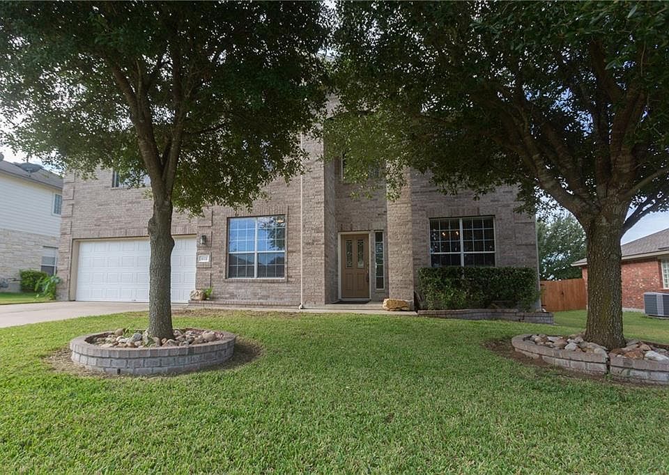 1st image of 1021 Pendragon Castle Dr