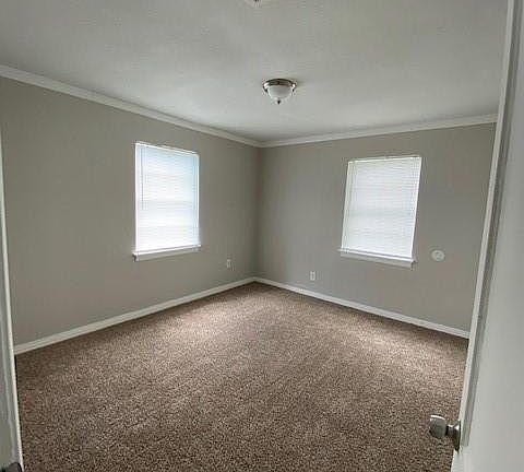 5th image of 304 Hemphill St