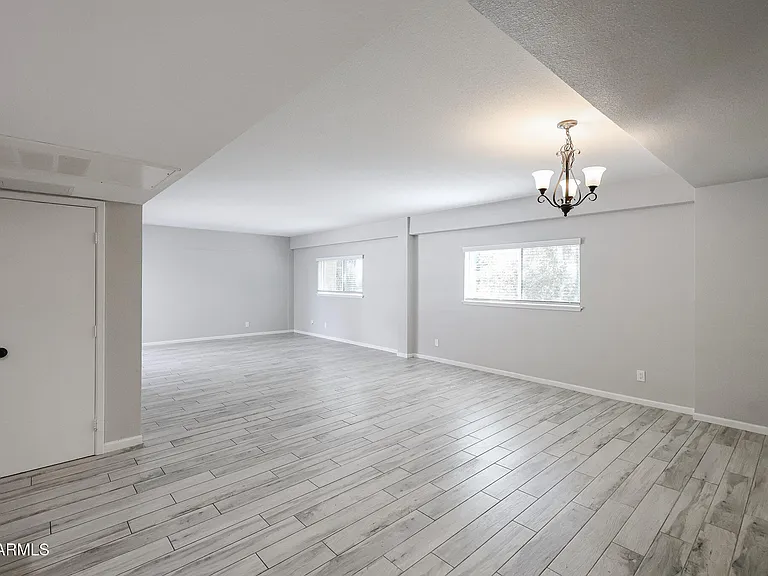 351 E Thomas Rd #D201 — Photo 14