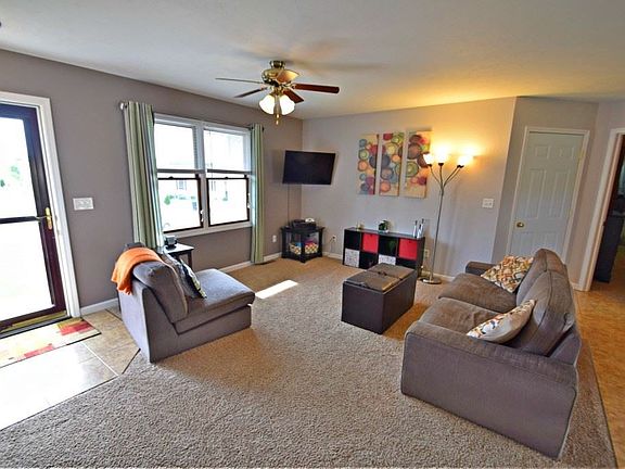 2nd image of 524 Fescue Ct