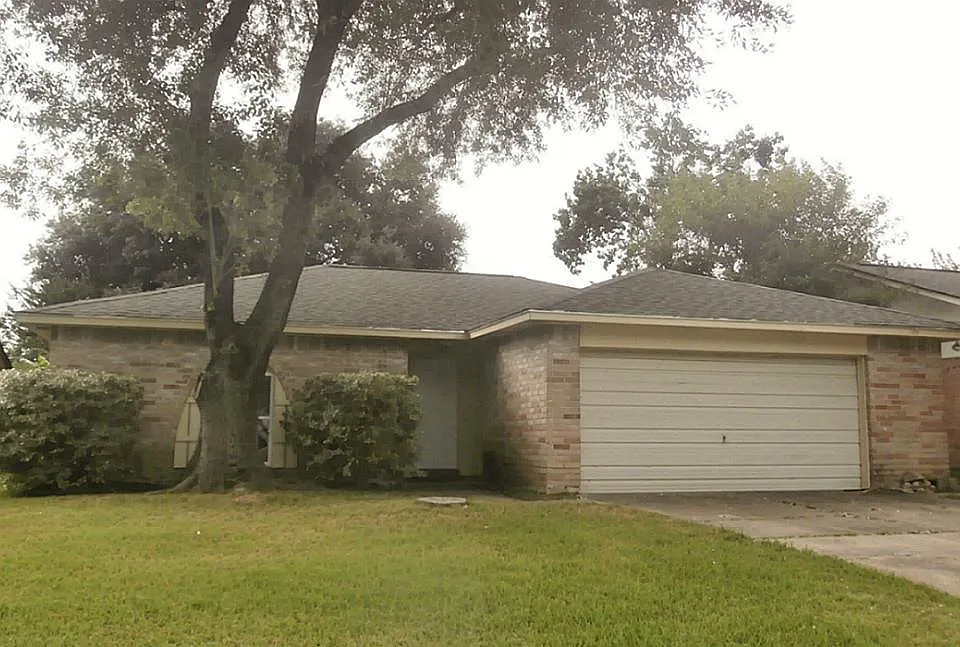 10011 Appleridge Dr