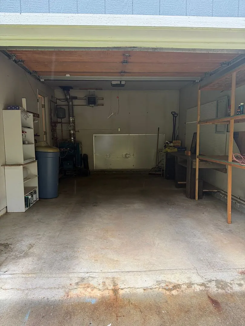 Small, pet friendly ranch home for rent — Photo 4