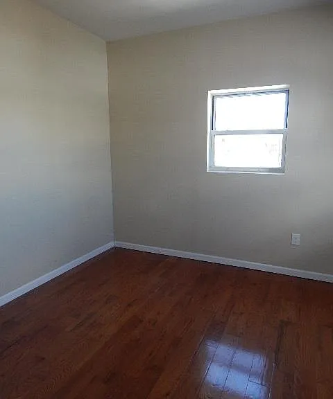 1325 Ellsworth St #2R — Photo 4
