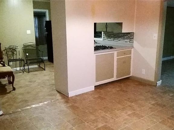 4th image of 3914 Fairfield Dr