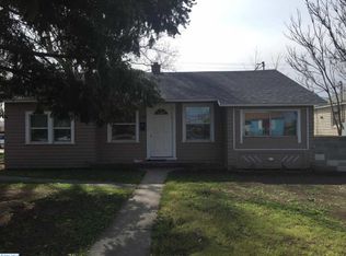 728 W Henry St, Pasco, WA