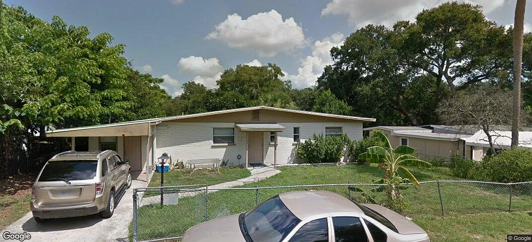 3 bed, 1.5 bath, 1530 sqft, $1,800 — Photo 1