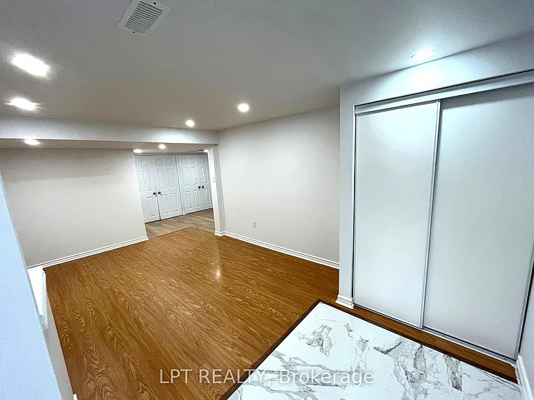 17 Glenheather Ter #BASEMENT — Photo 7