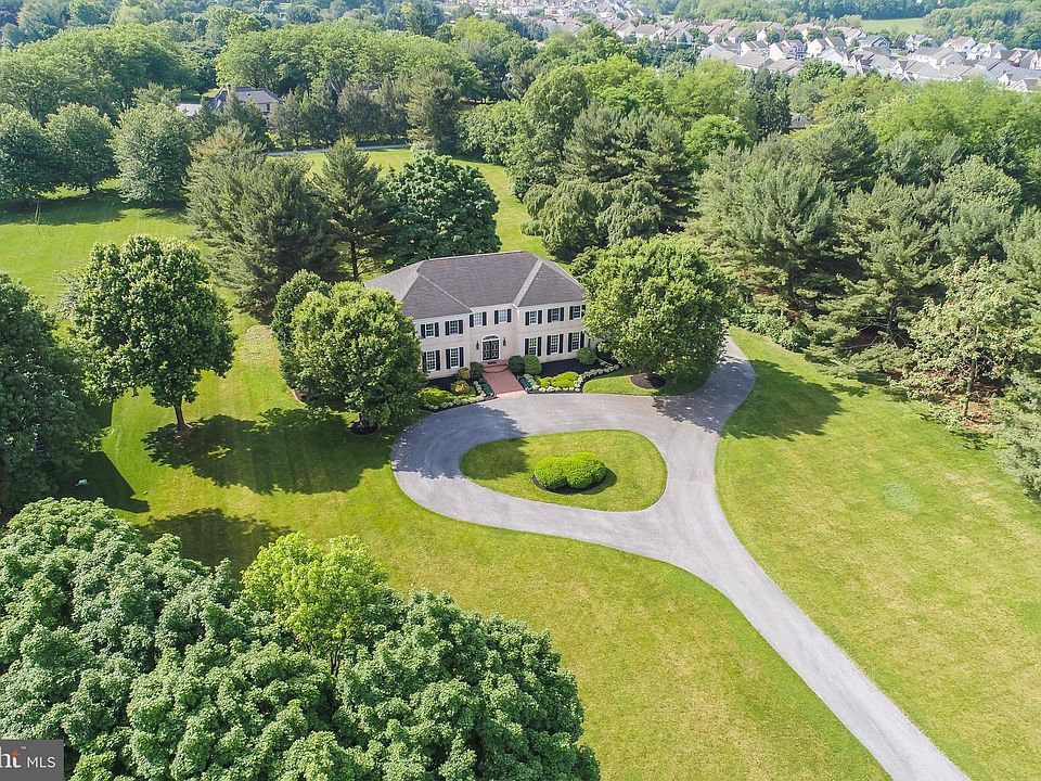 590 Stonehenge Dr, Lititz, PA 17543 Zillow