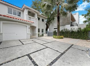 3182 Lamb Ct #3182, Miami, FL 33133