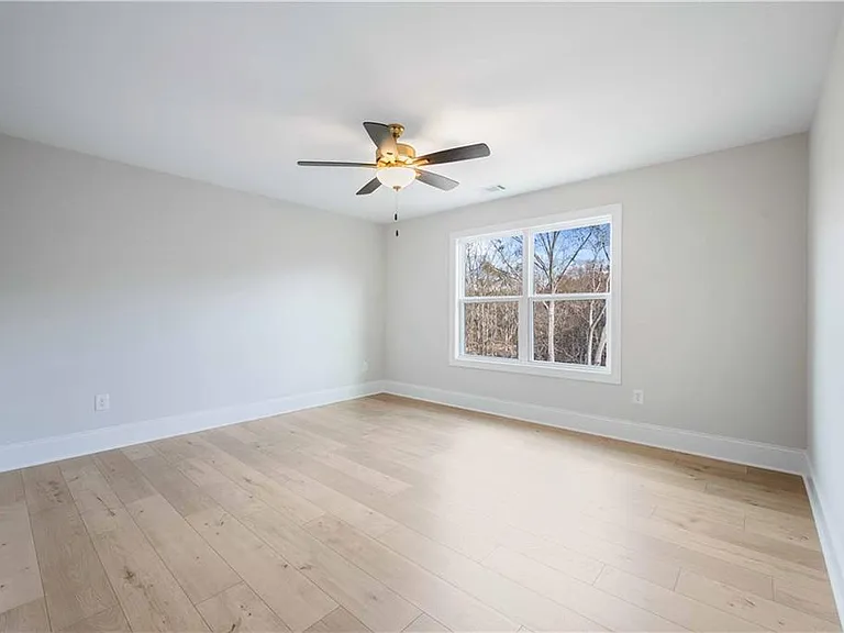 126 Spaulding Ln — Photo 28