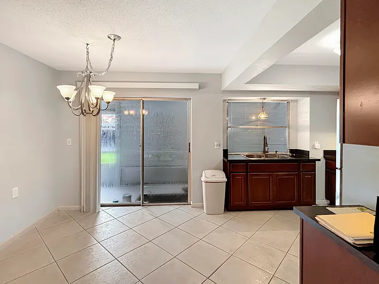 3154 Meridian Way S #6 — Photo 9